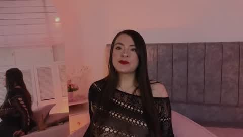 Antonella  online show from 9, 6, 2026