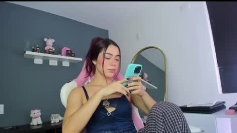 Snapshot of antonella_28_ chatting on 16, 7, 2026 Antonella online show from 16, 7, 2026