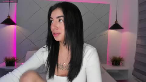 Antonella online show from 15, 12, 2024
