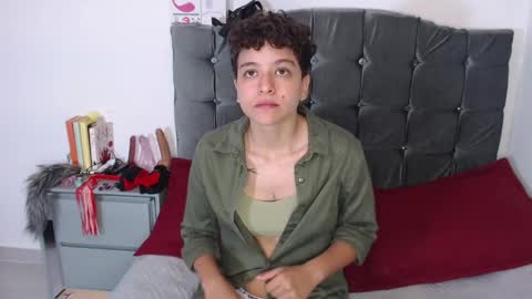 Snapshot of antonella_cruz02 chatting on 28, 4, 2026 anto ford02 online show from 28, 4, 2026