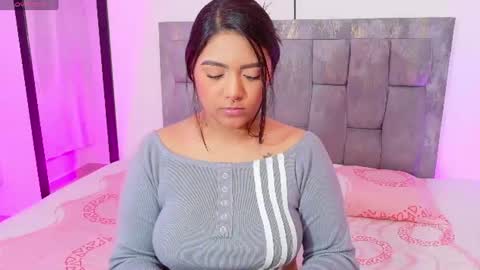 Snapshot of antonella_hot_x chatting on 14, 7, 2026 Antonella online show from 14, 7, 2026