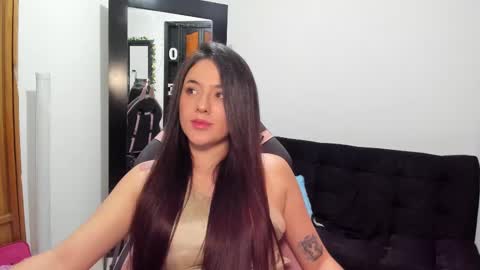 Snapshot of antonella_naughty1 chatting on 11, 2, 2025 antonella online show from 11, 2, 2025