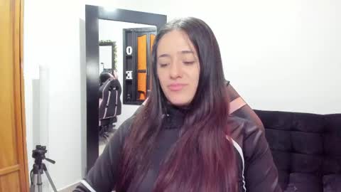 Snapshot of antonella_naughty1 chatting on 5, 3, 2025 antonella online show from 5, 3, 2025