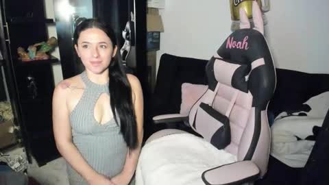 Snapshot of antonella_naughty1 chatting on 4, 2, 2026 antonella online show from 4, 2, 2026