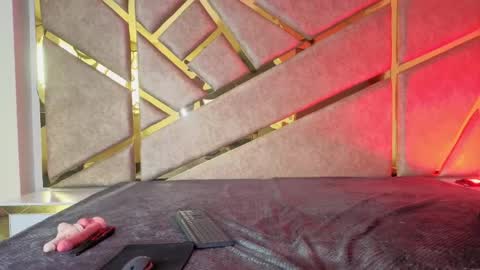   online show from 9, 6, 2026
