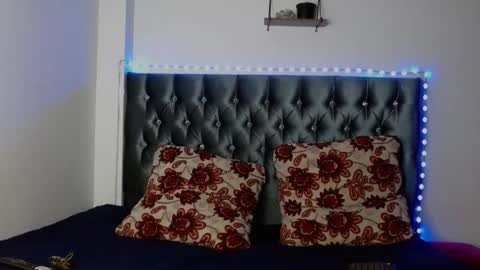 AntonellaAndNoah online show from 10, 3, 2025