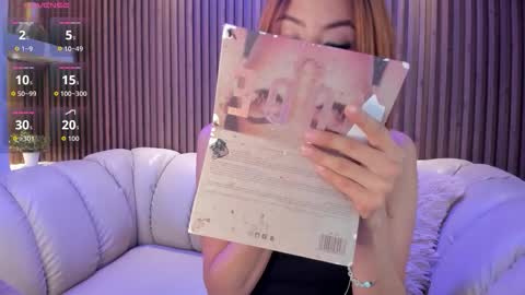 Snapshot of antonellagarcia0 chatting on 9, 9, 2025 Antonella online show from 9, 9, 2025