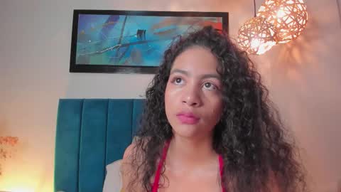 AntonellaHall  online show from 5, 11, 2025