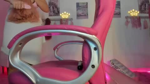 ANTONELLA online show from 7, 2, 2025