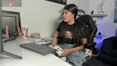 Antonella  online show from 8, 4, 2026