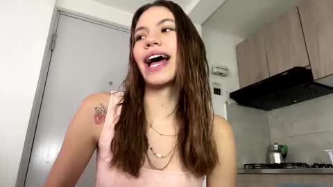 Snapshot of antonellarossii_ chatting on 10, 12, 2024 Antonella online show from 10, 12, 2024