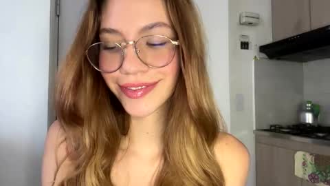 Snapshot of antonellarossii_ chatting on 8, 2, 2025 Antonella online show from 8, 2, 2025