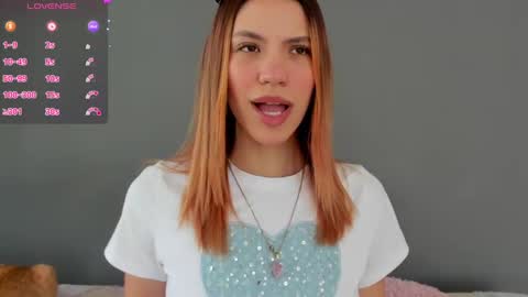 Snapshot of antonellarossii_ chatting on 2, 10, 2025 Antonella online show from 2, 10, 2025