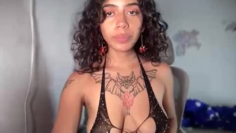 Snapshot of antoniabloom chatting on 4, 3, 2026 Antonia online show from 4, 3, 2026