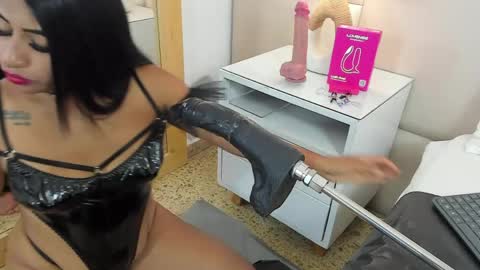 Antonia online show from 9, 4, 2026