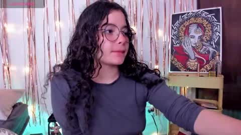 Antonia online show from 3, 1, 2025