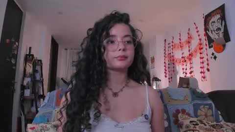 Snapshot of antoniart_ chatting on 25, 6, 2026 Antonia online show from 25, 6, 2026