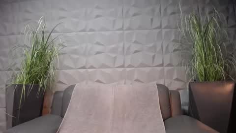 HI My name is Antonio online show from 31, 12, 2024