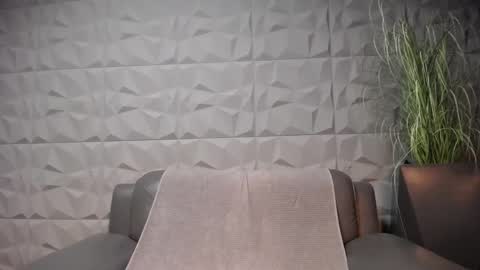 HI My name is Antonio online show from 24, 2, 2025