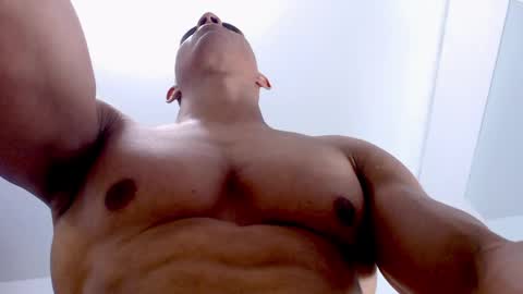 Instagram miguelangel1802  online show from 14, 4, 2026