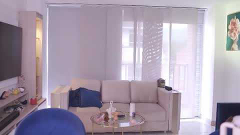 Maria Antonia online show from 13, 3, 2026