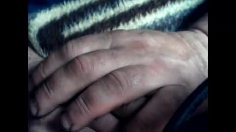 Snapshot of antxon12 chatting on 20, 12, 2025 antxon12 online show from 20, 12, 2025