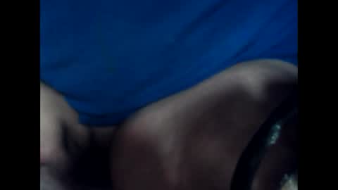 Snapshot of antxon12 chatting on 23, 12, 2025 antxon12 online show from 23, 12, 2025