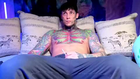 Tom online show from 17, 12, 2025