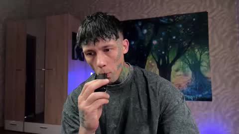 Tom online show from 4, 2, 2026