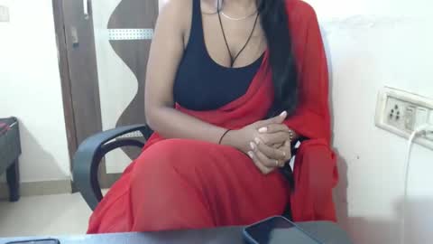 Snapshot of anya_kapoor chatting on 29, 9, 2025 anya kapoor no face online show from 29, 9, 2025