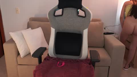 anya online show from 26, 3, 2026