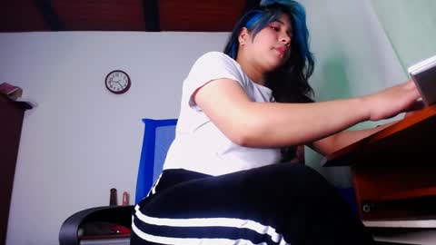 anyady online show from 2, 2, 2025