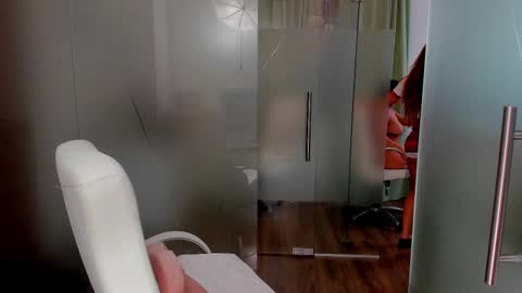 Anya online show from 20, 2, 2025