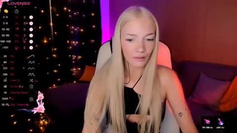 Anya online show from 4, 12, 2025