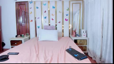 Anyela  online show from 10, 3, 2026