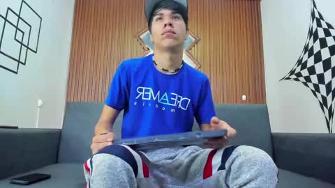 anyelo_sexyhot online show from 22, 1, 2025