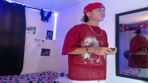 anyelo_sexyhot online show from 17, 2, 2026