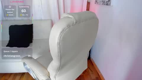 Snapshot of anyi_restrepo chatting on 17, 9, 2025 Anyi online show from 17, 9, 2025