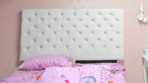 Snapshot of aome_rainbow2 chatting on 15, 1, 2025 Aome Rainbow online show from 15, 1, 2025