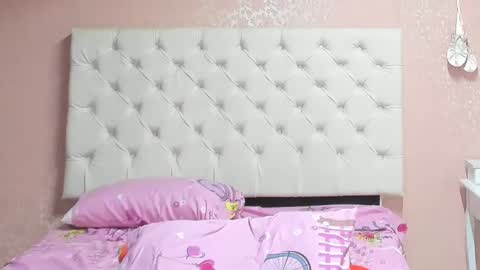 Snapshot of aome_rainbow2 chatting on 15, 1, 2025 Aome Rainbow online show from 15, 1, 2025