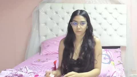 Snapshot of aome_rainbow2 chatting on 9, 10, 2025 Aome Rainbow online show from 9, 10, 2025