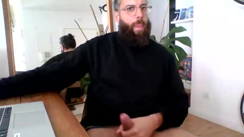 Snapshot of apc_3 chatting on 12, 3, 2025 apc_3 online show from 12, 3, 2025