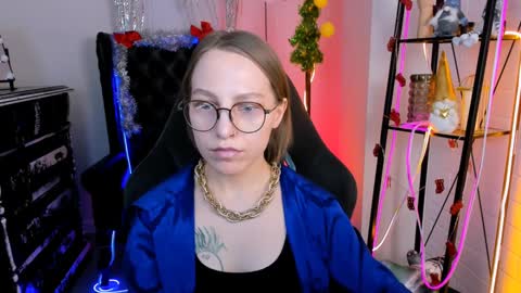 Snapshot of aphexqueen chatting on 14, 12, 2024 APHEX QUEEN online show from 14, 12, 2024