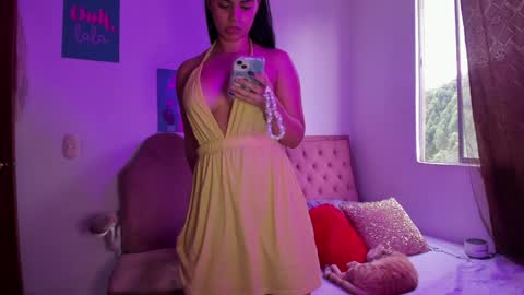Snapshot of aphril_davis chatting on 3, 2, 2025 Sara Model Independent online show from 3, 2, 2025