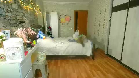 Snapshot of aphrodite_wow_ chatting on 18, 6, 2026 Aphrodite online show from 18, 6, 2026
