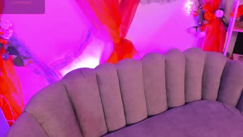 aphrodite online show from 29, 4, 2026