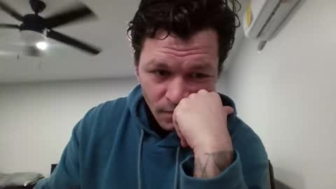 Snapshot of apocalypse_cream chatting on 21, 2, 2026 apocalypse_cream online show from 21, 2, 2026