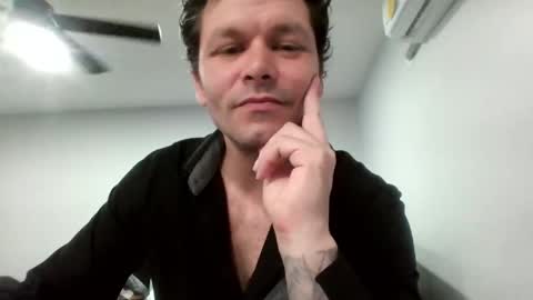 Snapshot of apocalypse_cream chatting on 23, 2, 2026 apocalypse_cream online show from 23, 2, 2026