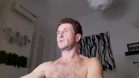 apollobest77 online show from 6, 1, 2025