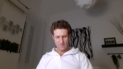 apollobest77 online show from 11, 1, 2025